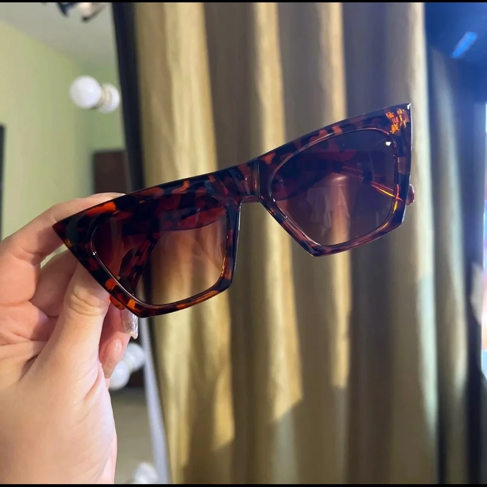 Fashion StyleCeline Edge Style Leopard w Brown Lens sunglasses